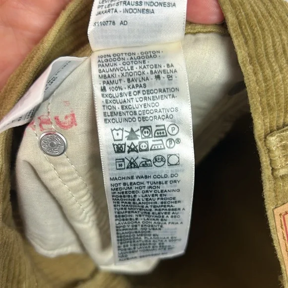 NWT Levi’s tan cord straight pants 32 x 30 - Picture 6 of 8